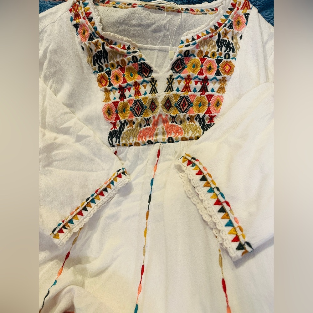 Nare Moda Embroidered long sleeve top Sold by Anthropologie - Picture 2 of 6